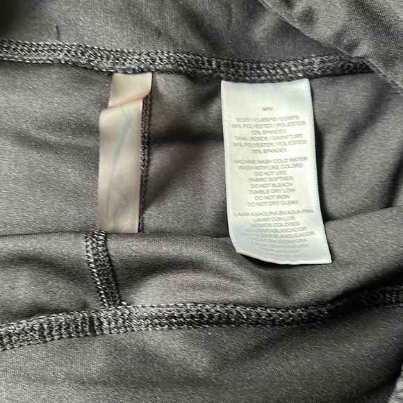 NWOT Gottex Black Fitted Athletic leggings W Printed Insert /MeshOn Lower Legs M - Picture 4 of 7